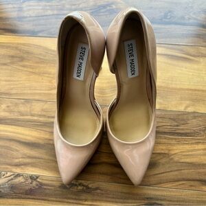Steve Madden vixen  nude pointy toe platform pumps 8.5